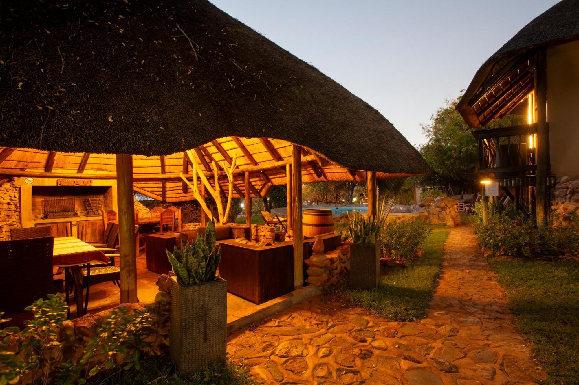 Ijaba Lodge At Buschfeld Park Outjo Exterior photo