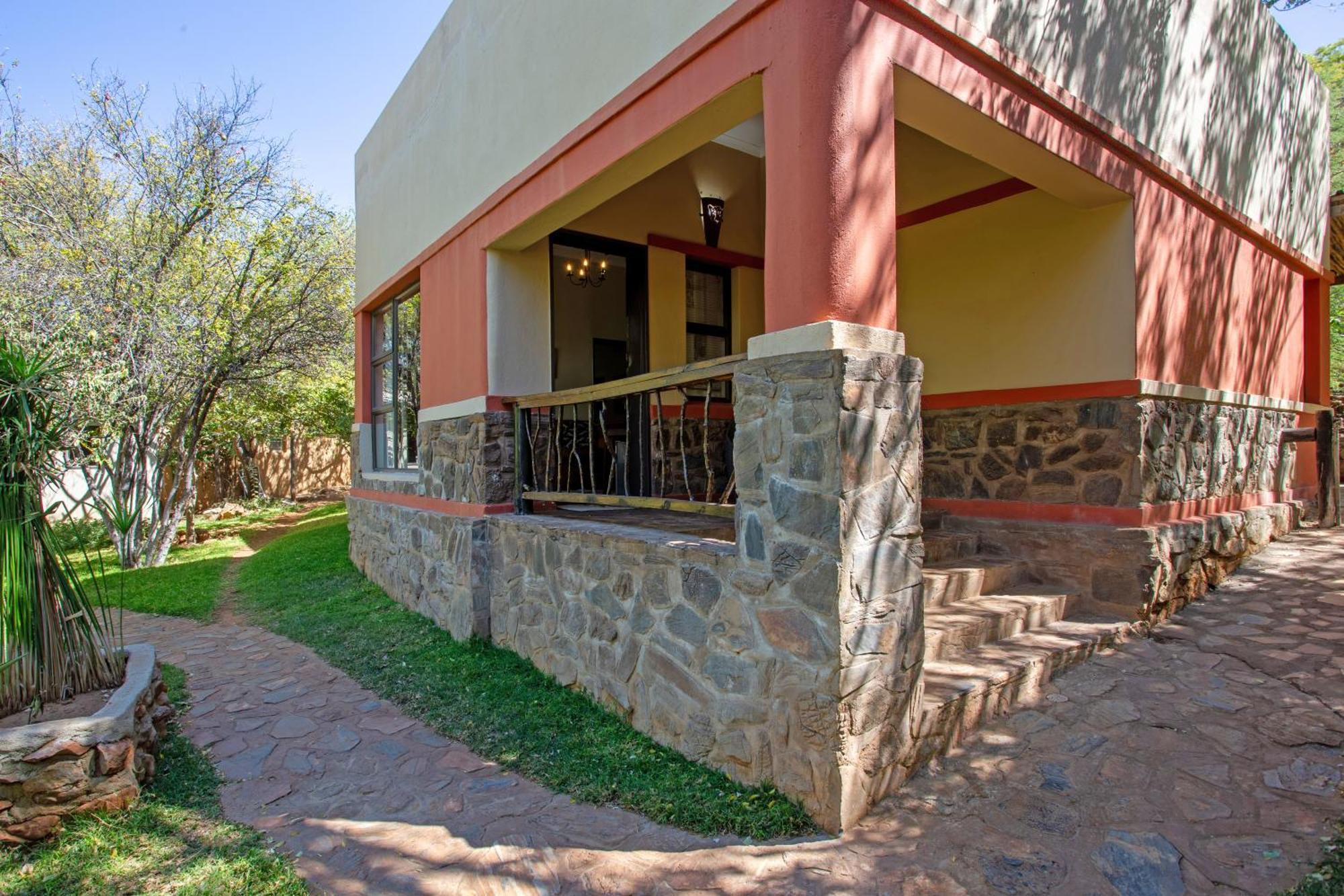 Ijaba Lodge At Buschfeld Park Outjo Exterior photo