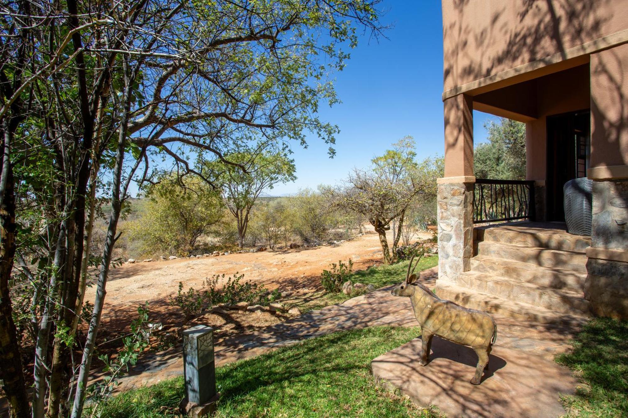 Ijaba Lodge At Buschfeld Park Outjo Exterior photo